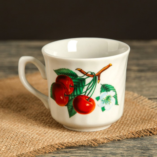 Кружка "Забава" 0,22 л, вишня, деколь, фарфор