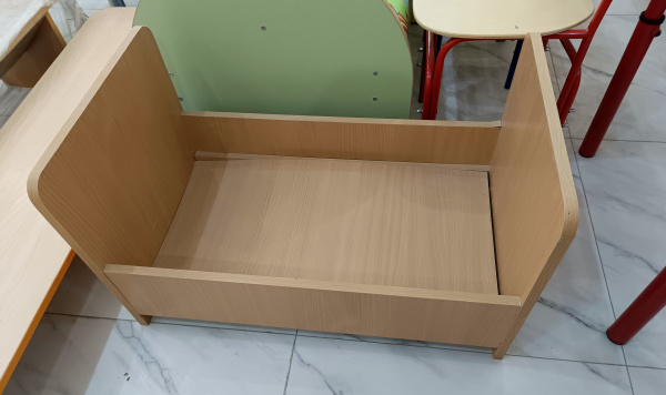 кровать кукольная 70*40*40 ЛДСП